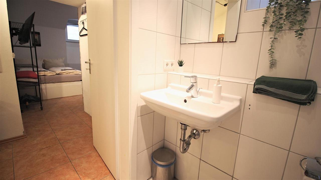 Ganzes Apartment nähe Hauptbahnhof und Innenstadt Würzburg Exterior foto