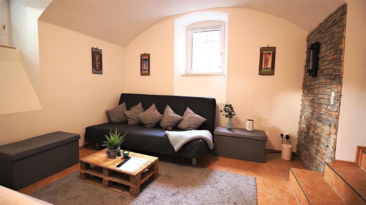 Ganzes Apartment nähe Hauptbahnhof und Innenstadt Würzburg Exterior foto