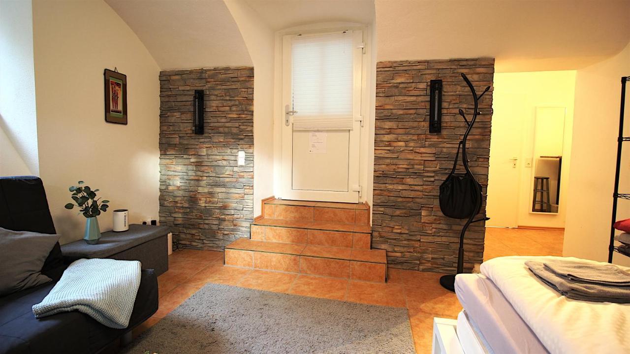 Ganzes Apartment nähe Hauptbahnhof und Innenstadt Würzburg Exterior foto