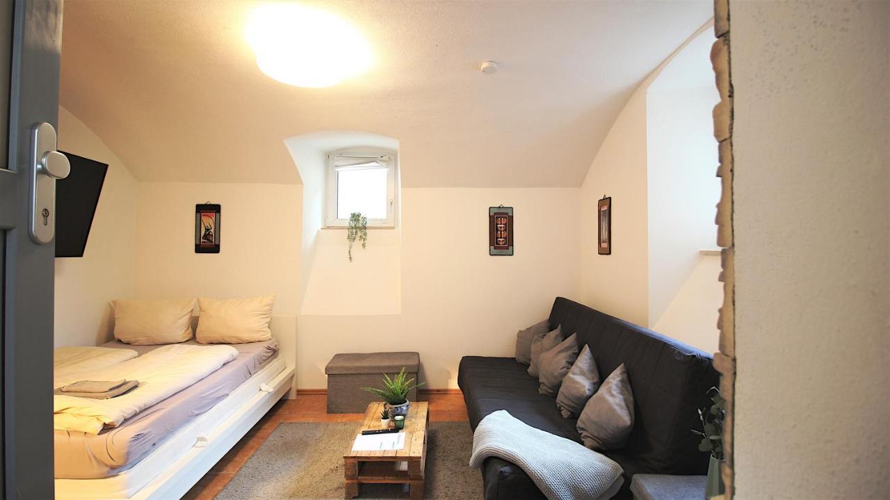 Ganzes Apartment nähe Hauptbahnhof und Innenstadt Würzburg Exterior foto